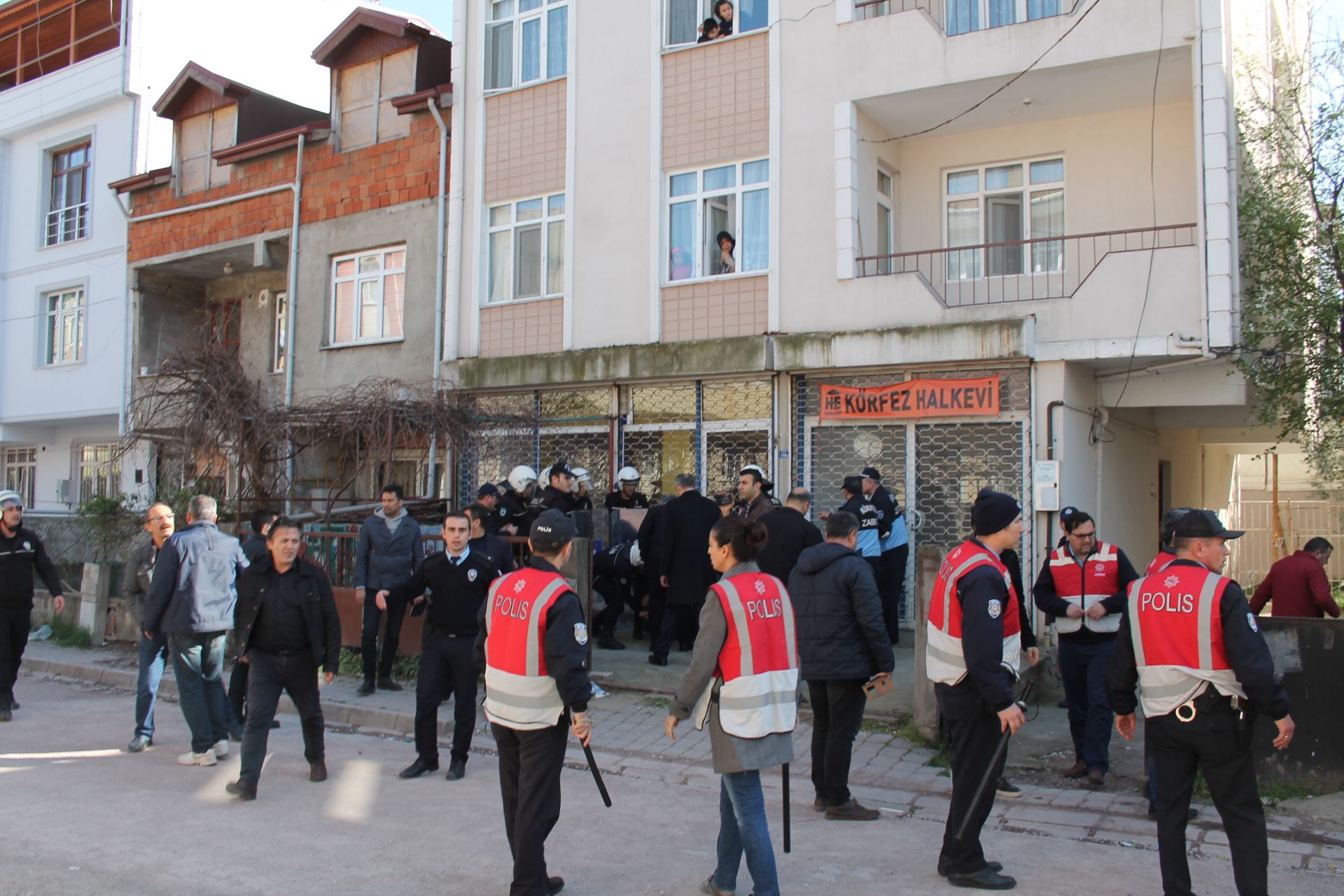 Kocaeli’de halkevinin kapatılması protestosuna gözaltı