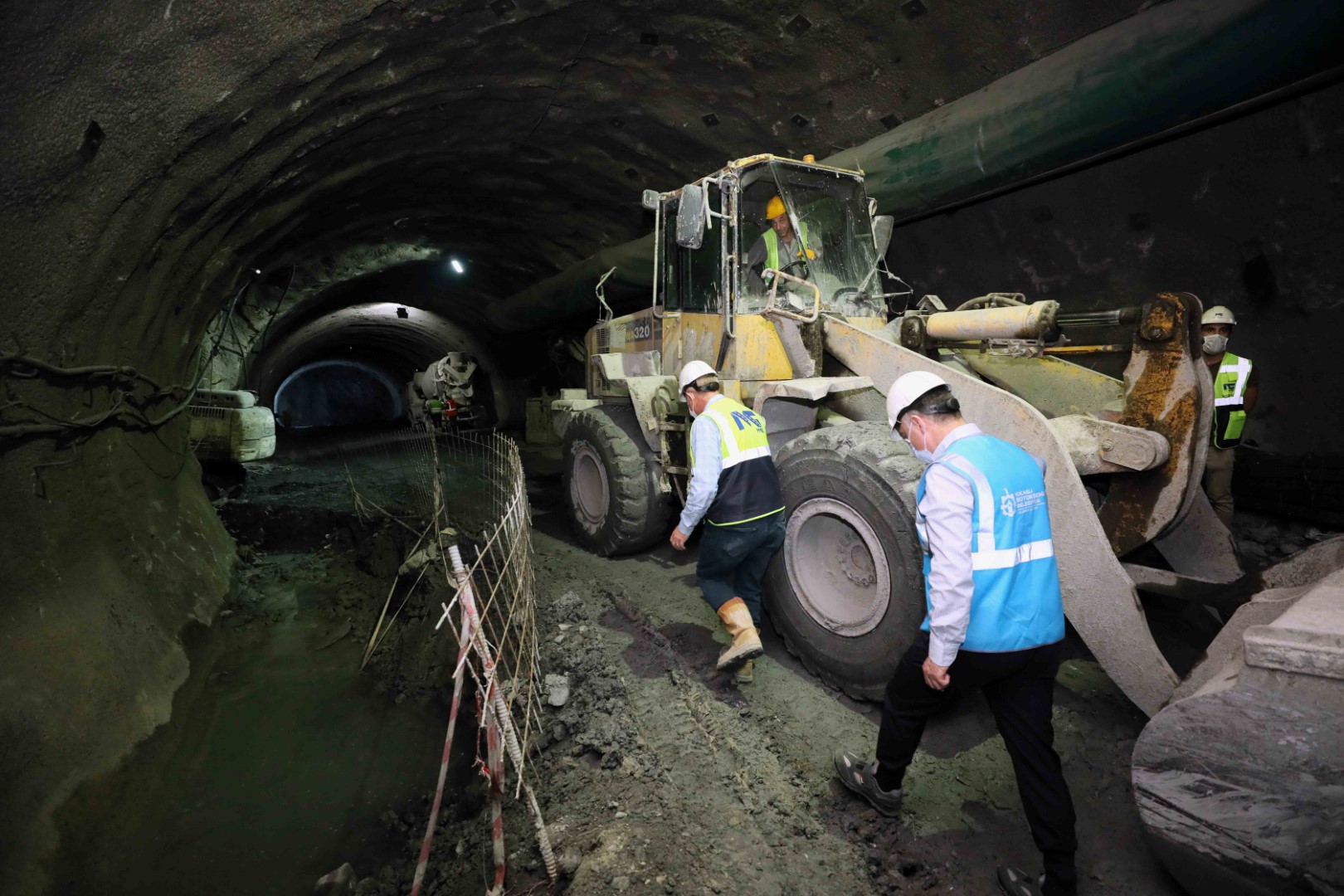 Kocaeli’deki 5 milyar liralık metro projesinde tünel açma çalışmaları sürüyor