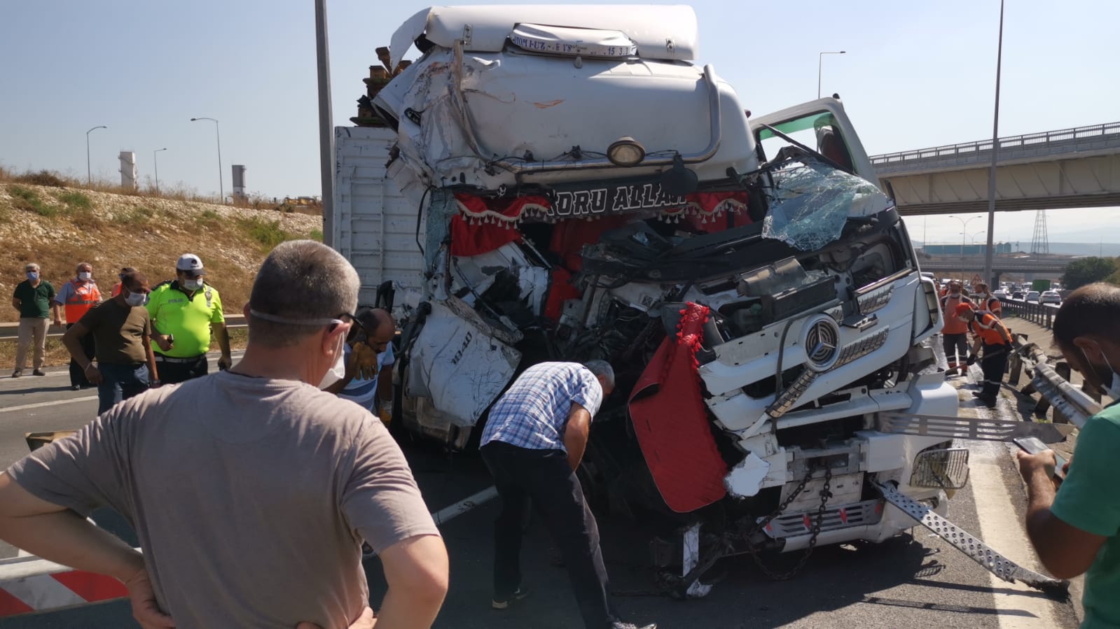 Anadolu Otoyolu’ndaki zincirleme kaza trafiği aksattı