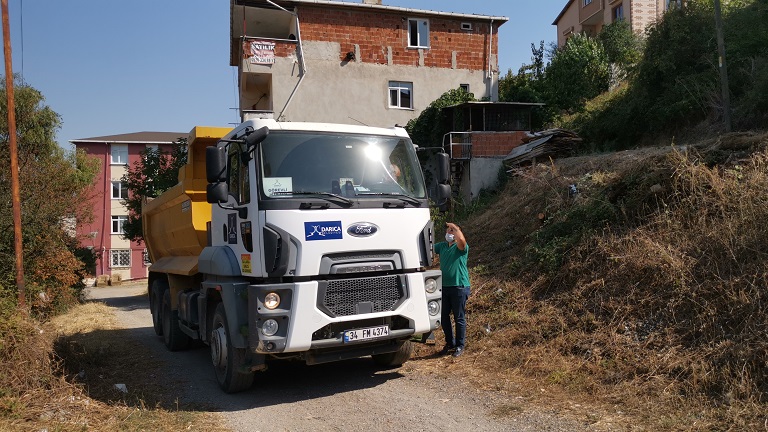 Darıca’da yılan ve akreplere karşı ilaçlama yapıldı