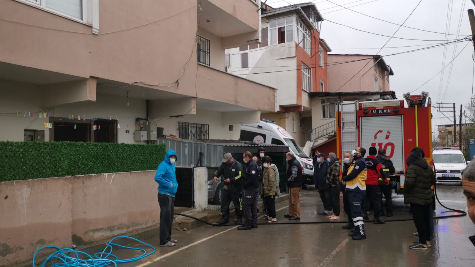 Gebze’de çıkan yangında evde hasar oluştu