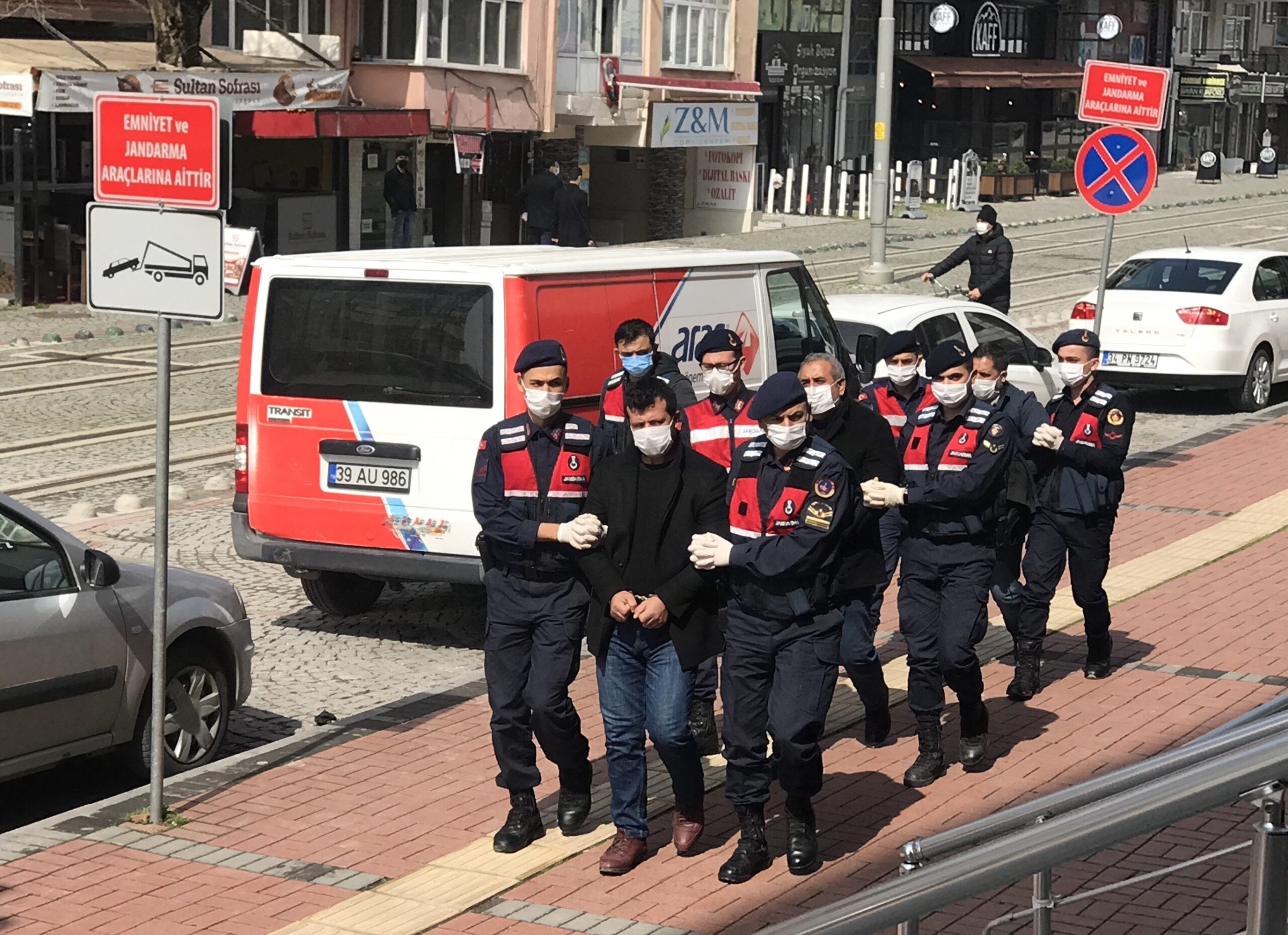 Kocaeli’de terör örgütü propagandası yaptığı iddiasıyla 3 şüpheli yakalandı