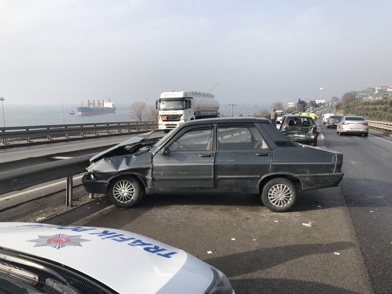 Kocaeli’de zincirleme trafik kazası: 6 yaralı