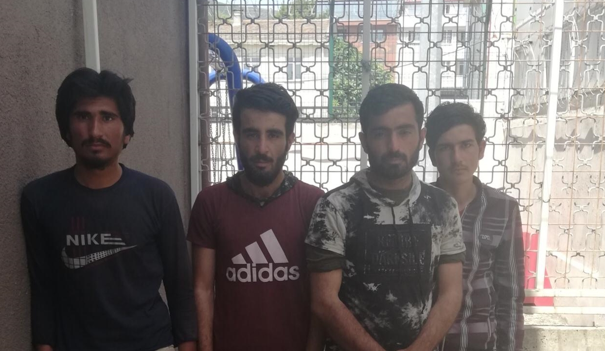 Kocaeli’de 4 düzensiz göçmen muhafaza altına alındı