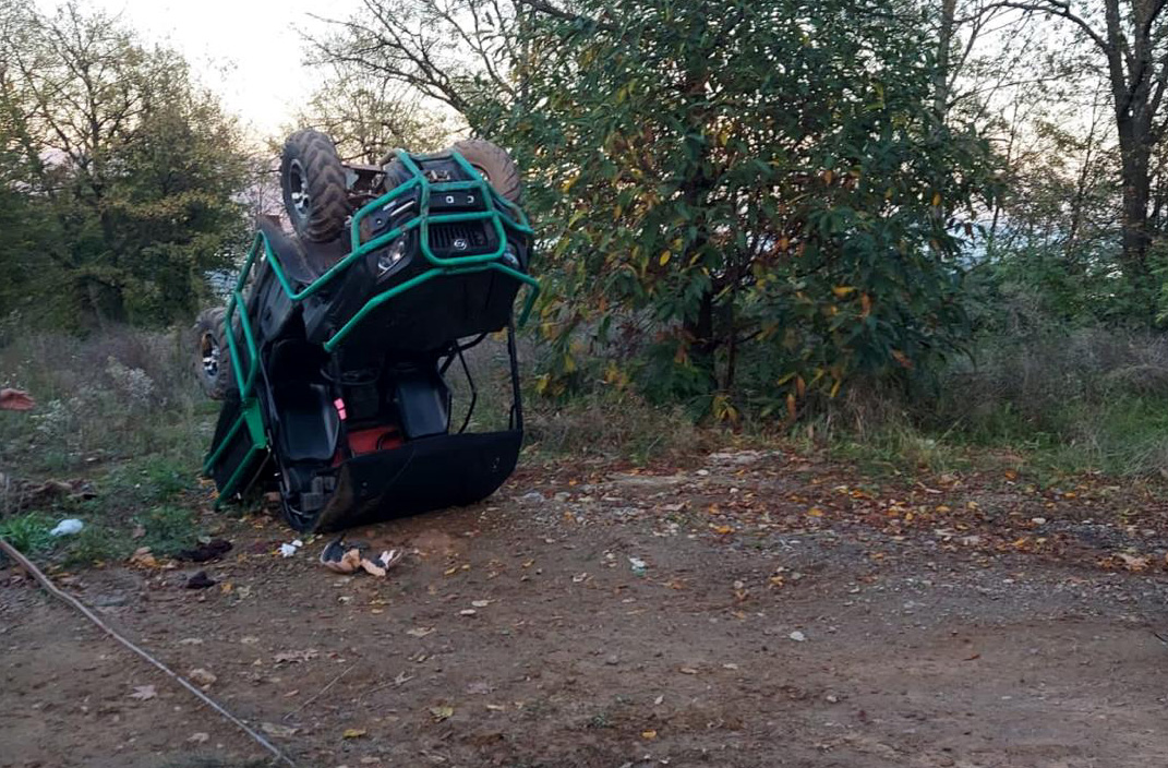 Kocaeli’de devrilen UTV’yi kullanan Kuveytli turist öldü, 2 kişi yaralandı