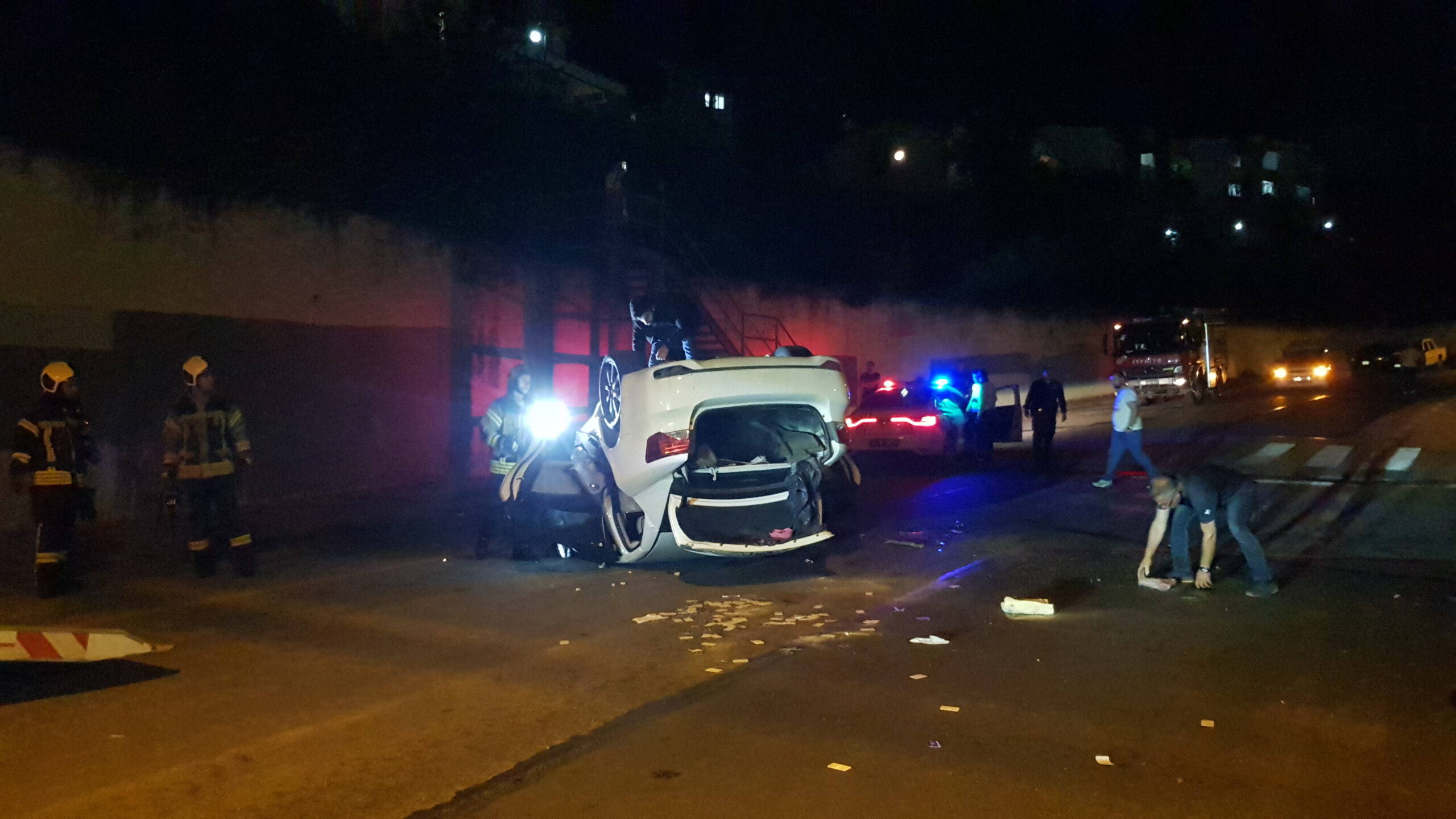 Kocaeli’de iki otomobilin çarpıştığı kazada 5 kişi yaralandı