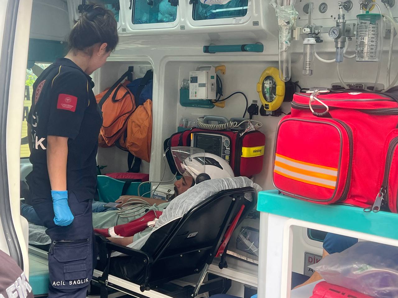 Kocaeli’de panelvanın çarptığı motosikletin sürücüsü yaralandı