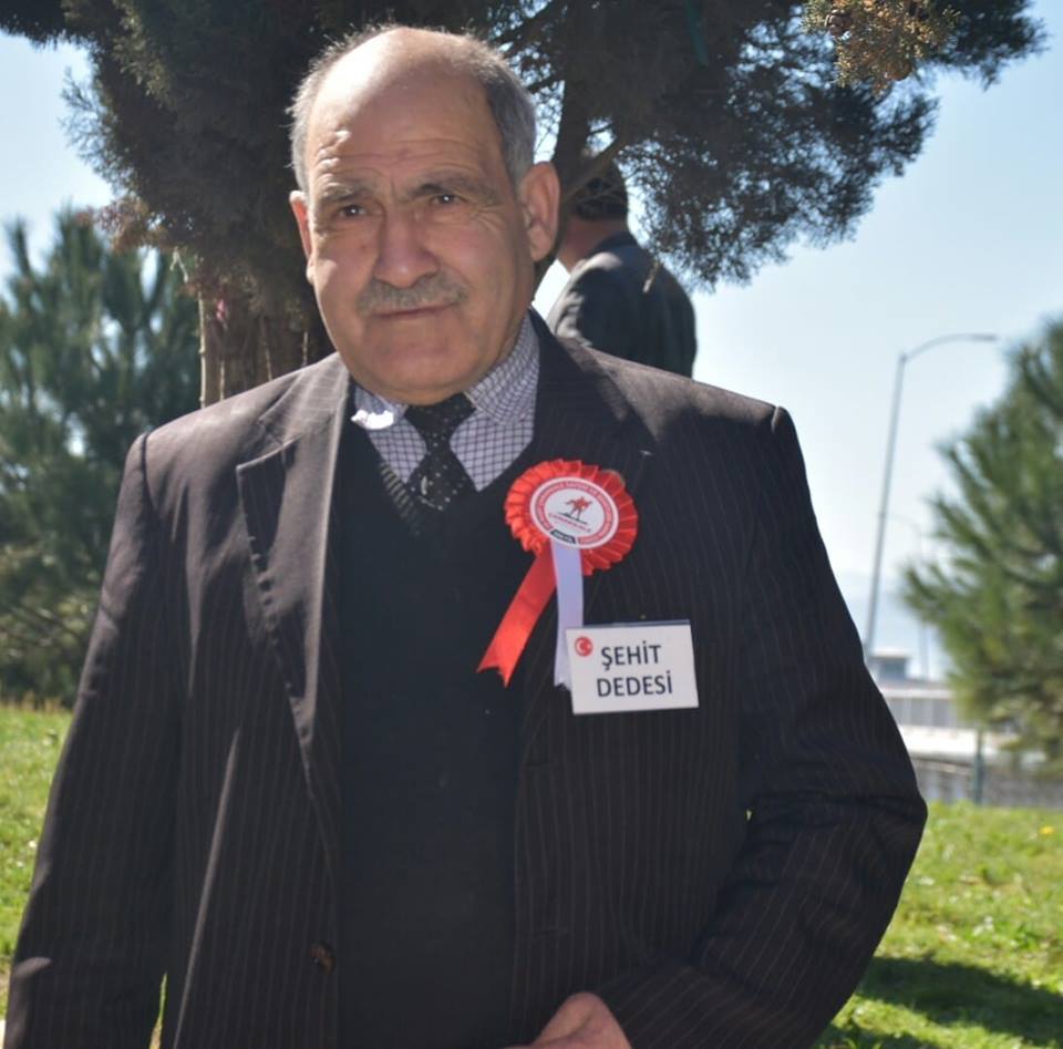 Vardar ailesi 71 yıldır muhtarlığı bırakmıyor