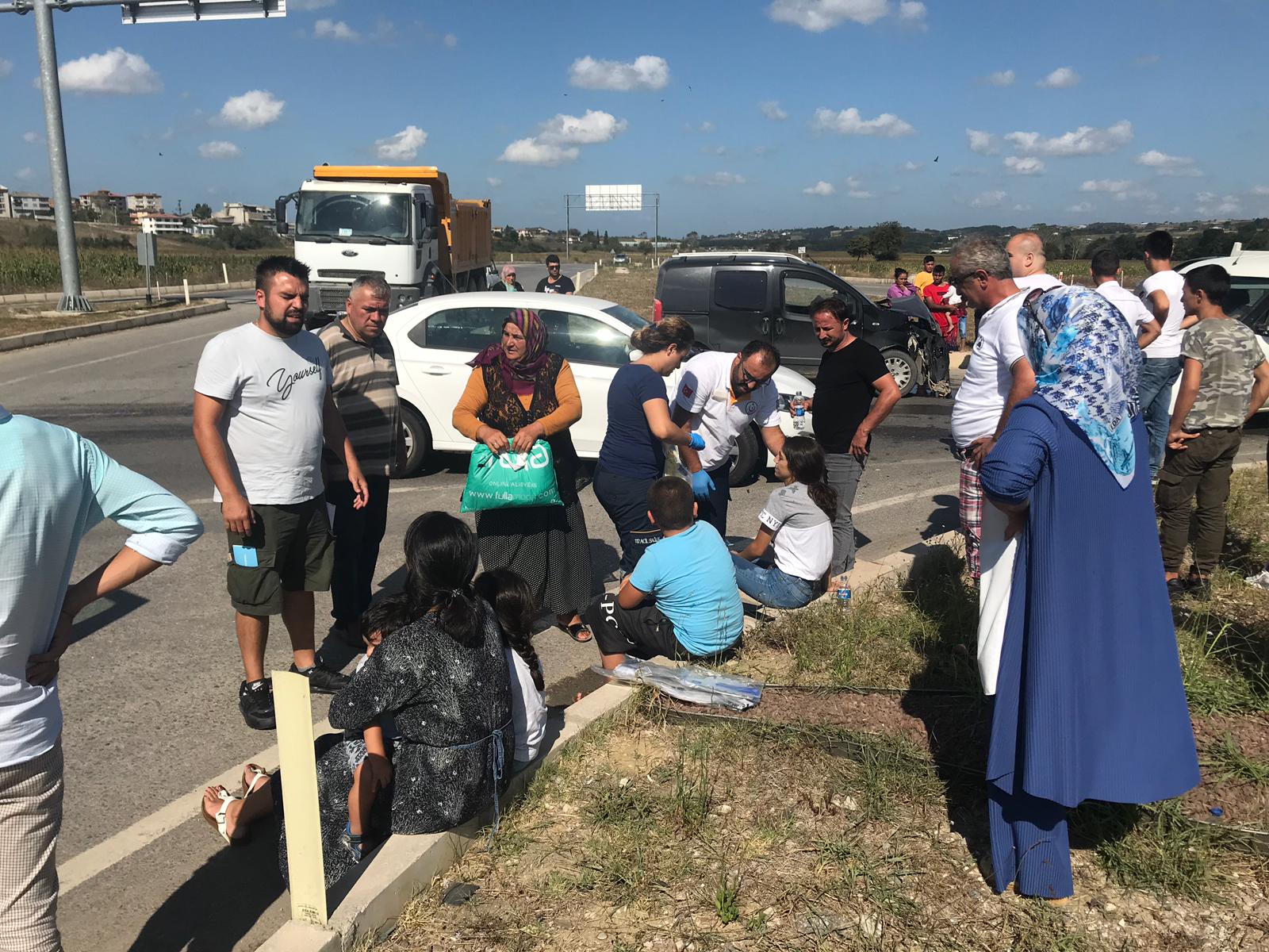 Sakarya’da trafik kazası: 6 yaralı