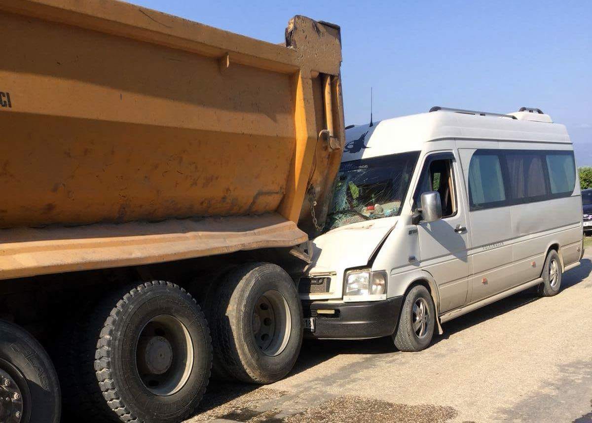 Sakarya’da trafik kazası: 2 yaralı