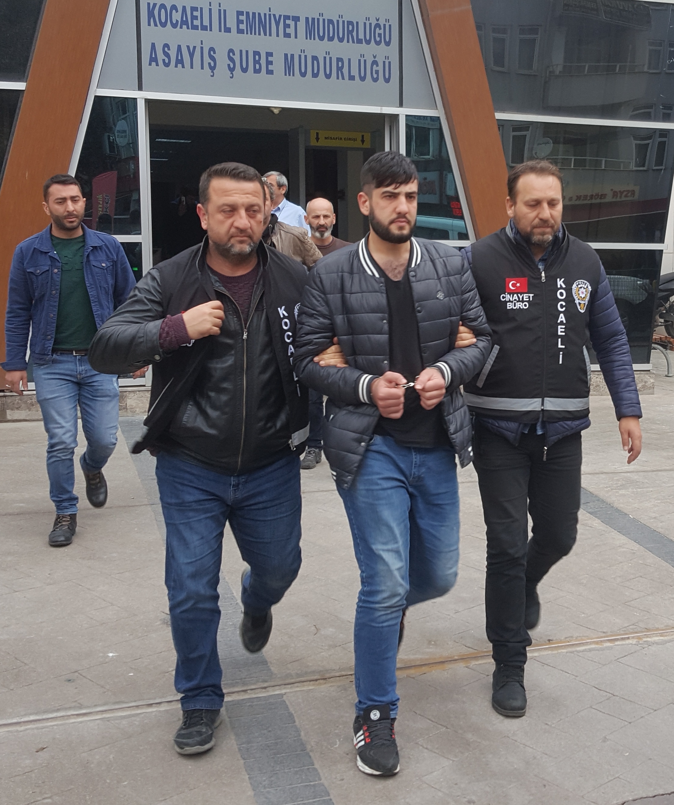 Gebze’de polise teslim olan cinayet zanlısı tutuklandı