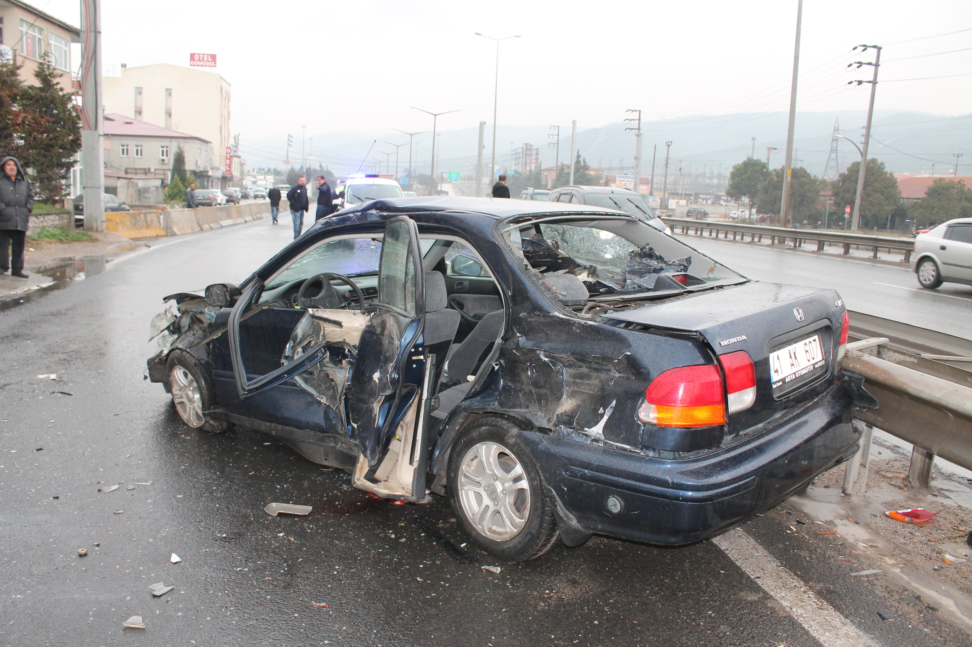 Kocaeli’de trafik kazası: 1 yaralı