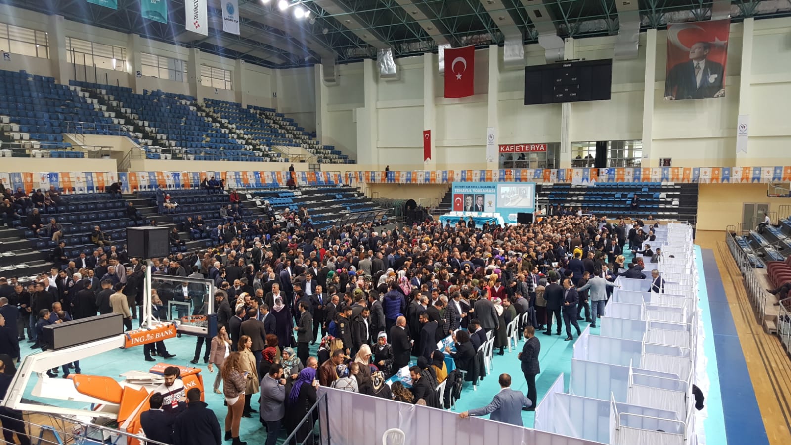 AK Parti’de Sakarya temayül yoklaması