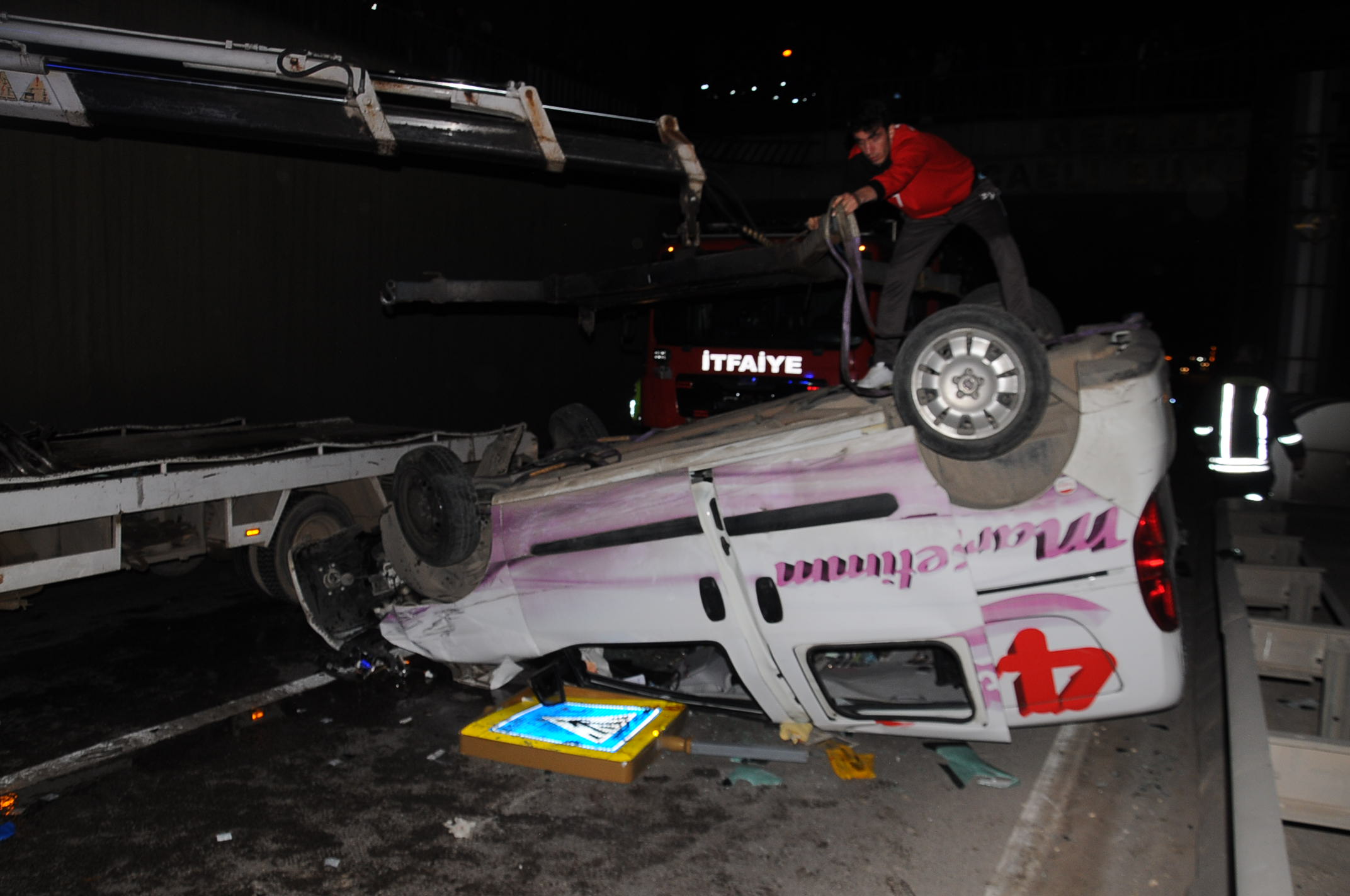 Kocaeli’de trafik kazası: 3 yaralı