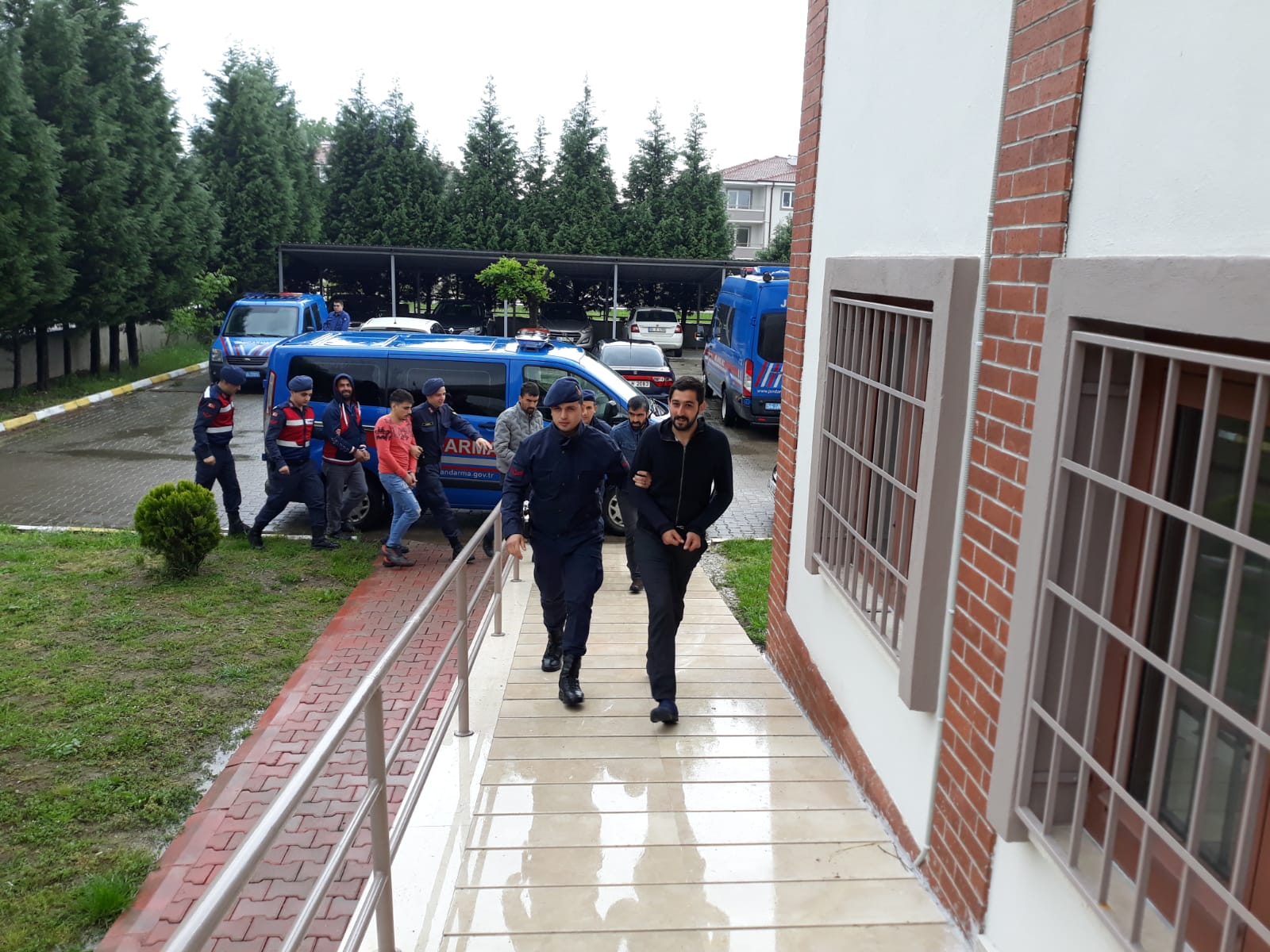 Sakarya’da uyuşturucu operasyonu