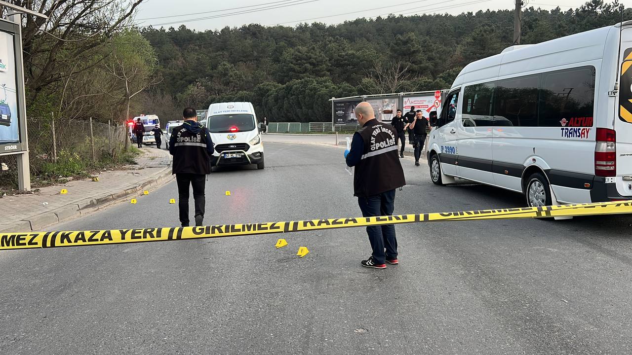 Kocaeli’de trafik kazası sonrası çıkan silahlı kavgada 2 kardeş yaralandı