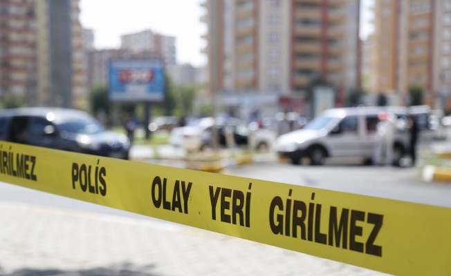 Oy kullanma sürecinde kavgalar: 2 ölü, 50 yaralı