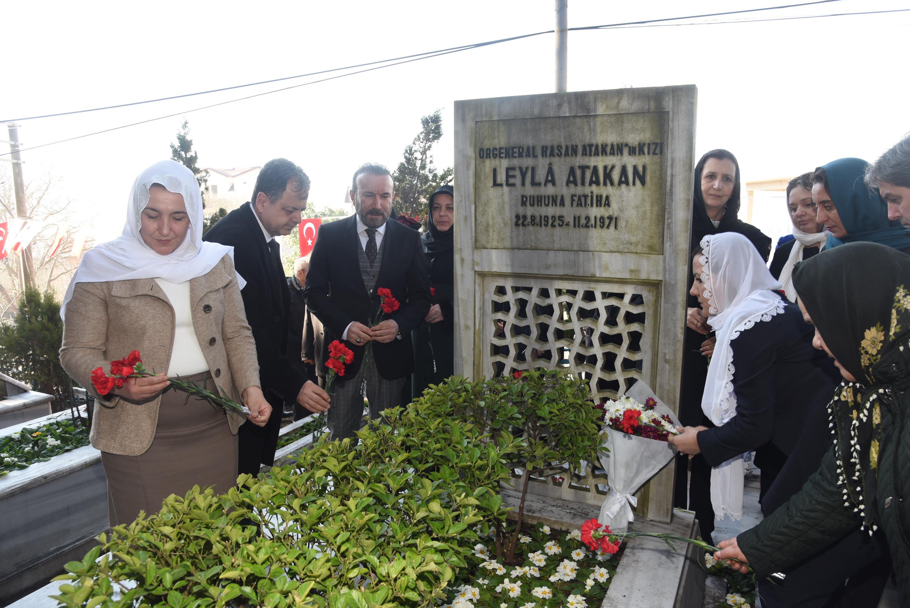 İzmit’in ilk kadın Belediye Başkanı Leyla Atakan anıldı