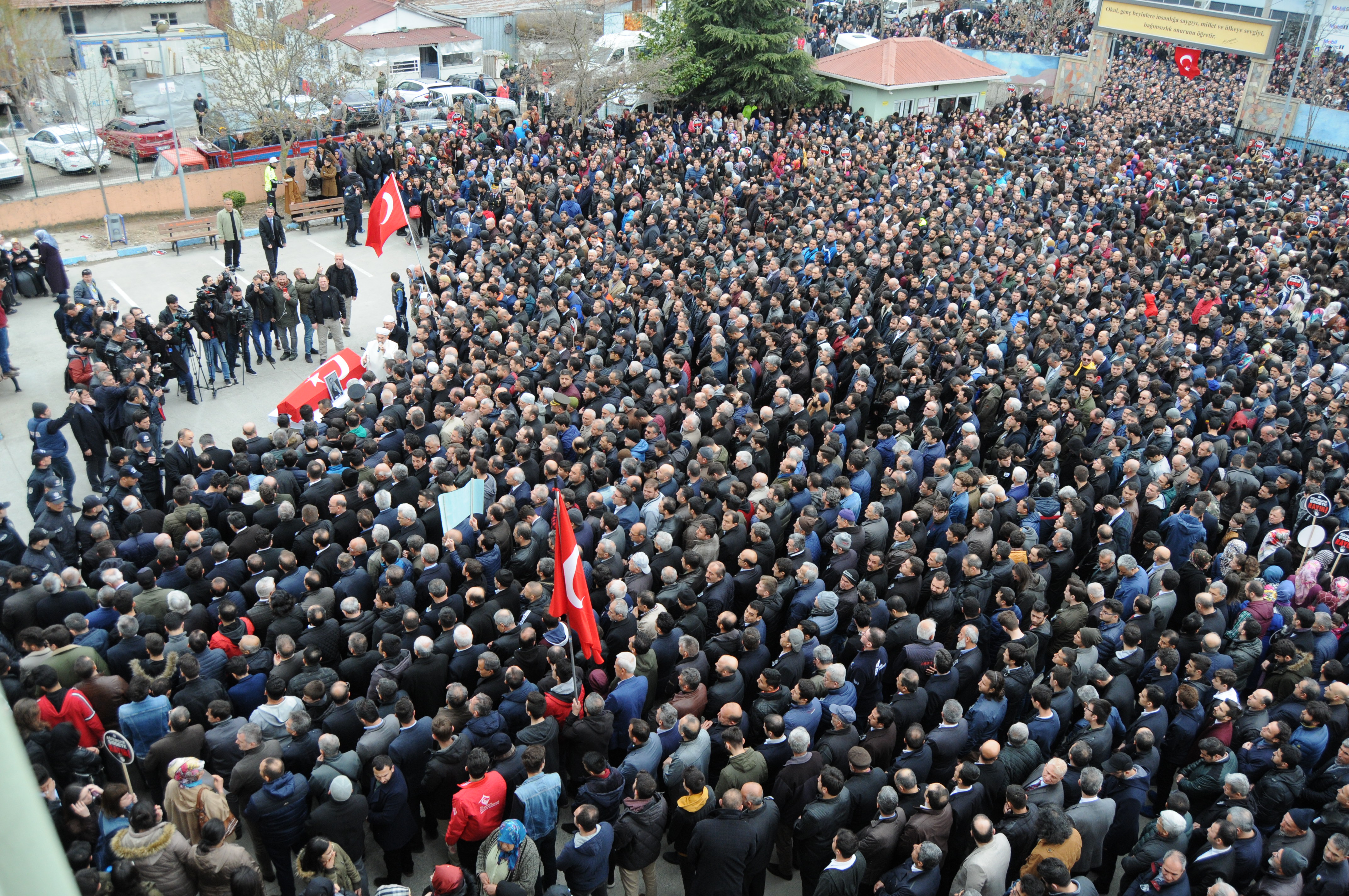 Necmeddin öğretmene son görev